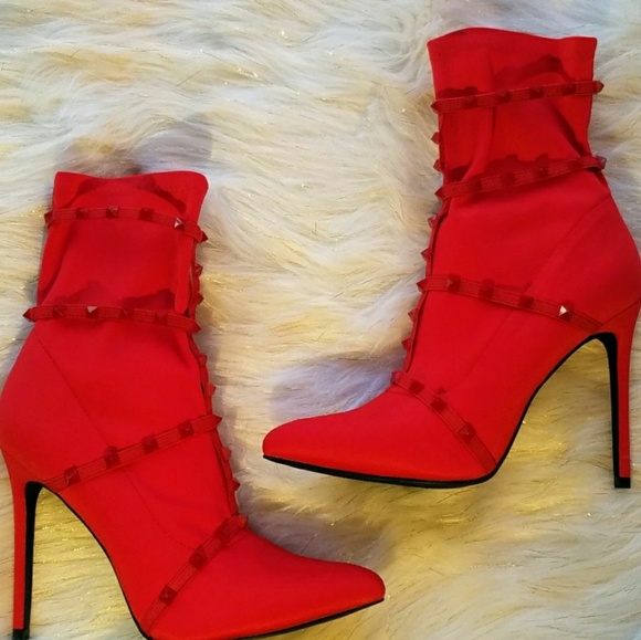 🚨⬇️💥Last Pair!💥SALE!💥 Red Stiletto Ankle Boots - Picture 3 of 4